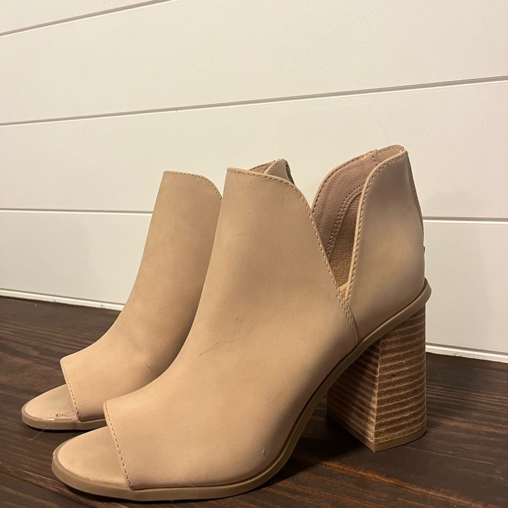 Women’s Open Toed Boot